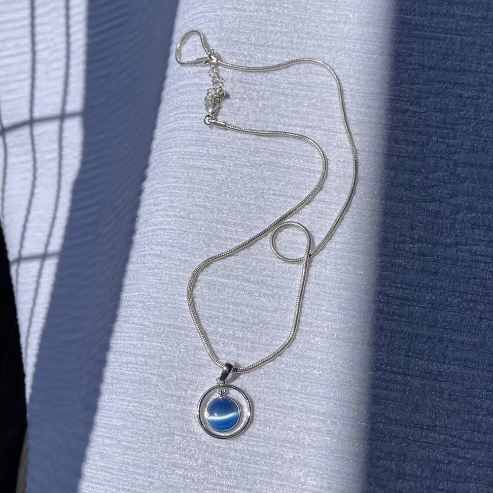 Vintage blue ring pendent
